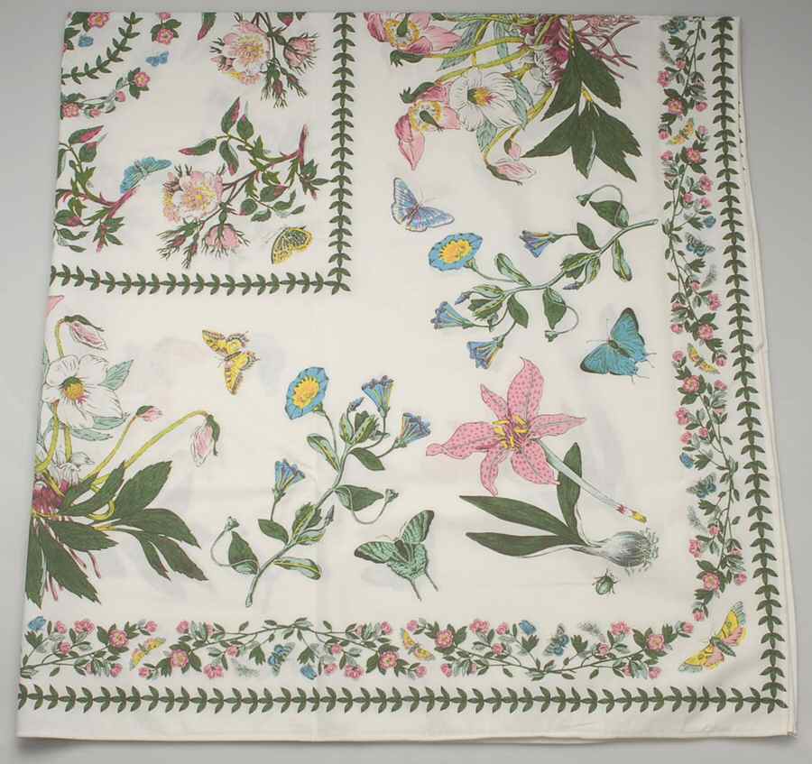 Variations 60" Square Tablecloth by Portmeirion-1