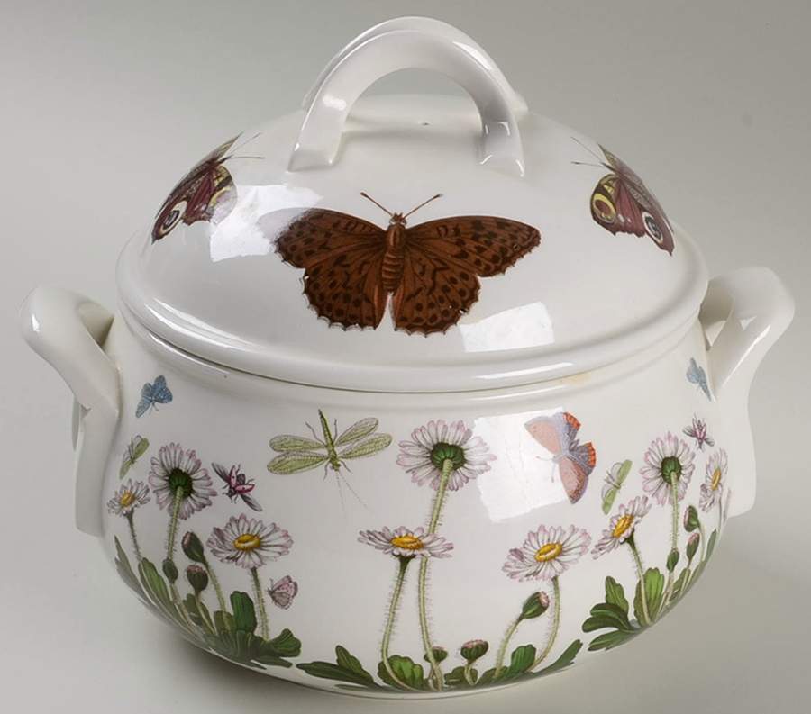 Botanic Garden 2.5 Qt Round Romantic Covered Casserole by Portmeirion-1