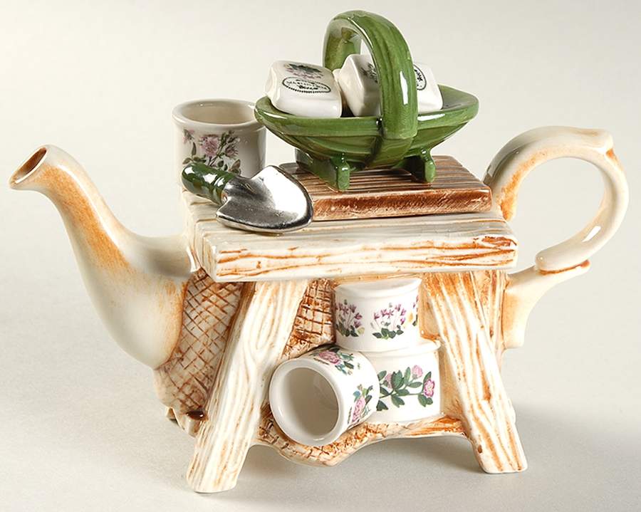 Botanic Garden Mini Figural Teapot & Lid by Portmeirion-1
