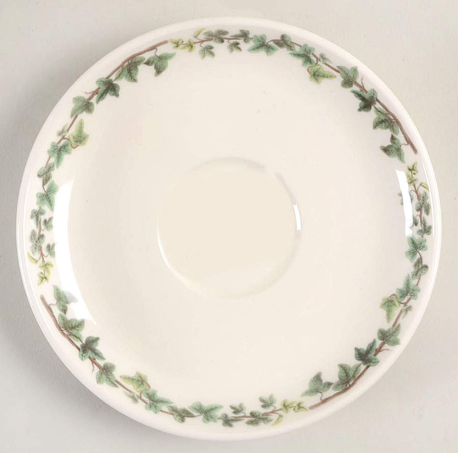 The Holly and The Ivy Underplate for Round Gravy Boat by Portmeirion-1