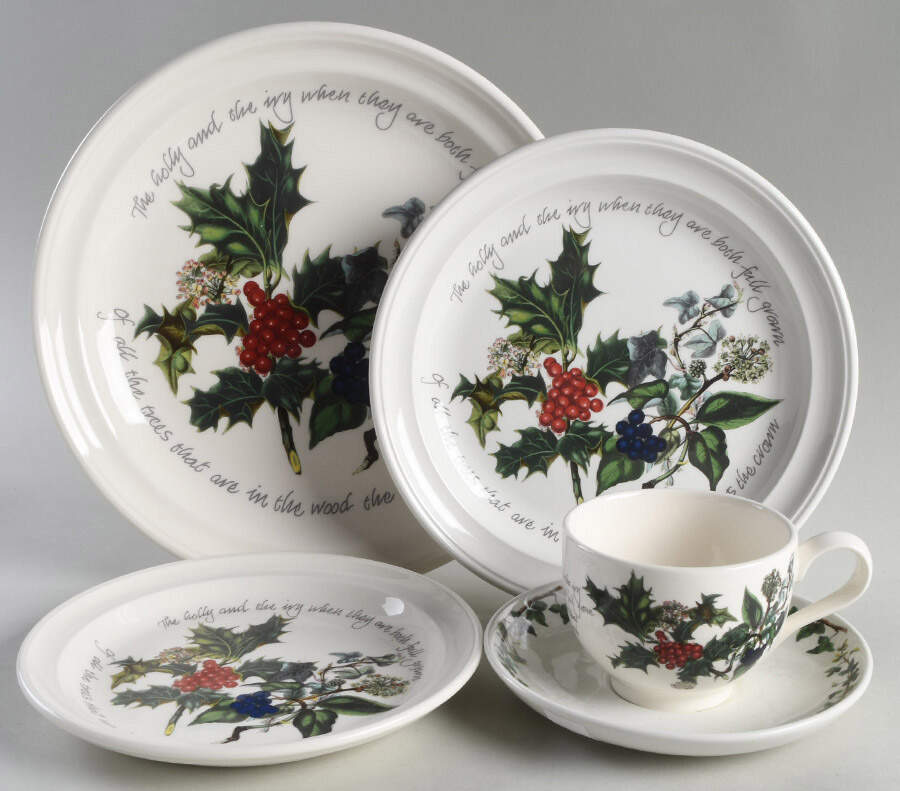 The Holly and The Ivy 40 Piece Estate Set by Portmeirion-1