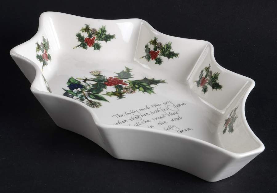 The Holly and The Ivy Leaf Shaped Dish by Portmeirion-1