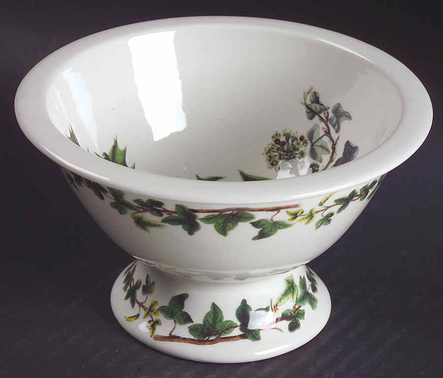 The Holly and The Ivy Sovereign Shape Rim Footed Sorbet by Portmeirion-1