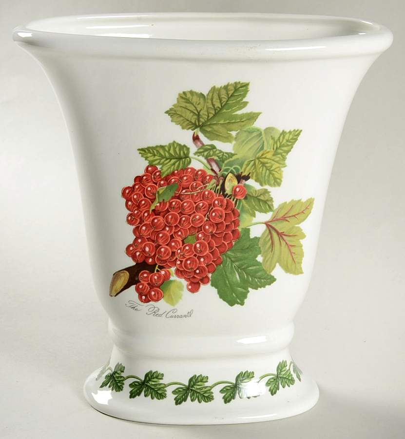 Pomona 7" Oval Versailles Vase by Portmeirion-1