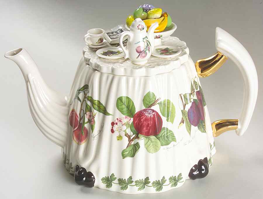 Pomona Figural Teapot & Lid by Portmeirion-1