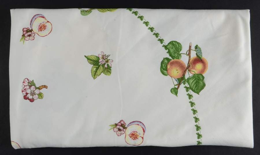 Pomona 70" Round Tablecloth by Portmeirion-1
