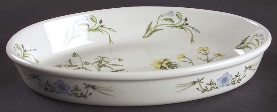 The Queen's Hidden Garden 11" Oval Baker by Portmeirion-1