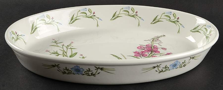 The Queen's Hidden Garden 14" Oval Baker by Portmeirion-1