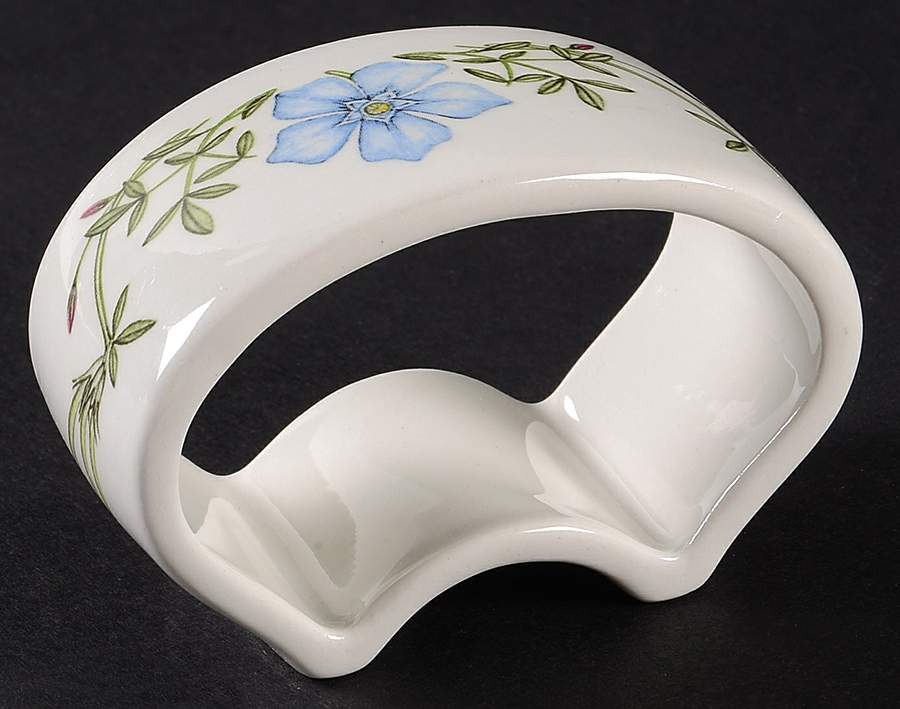 The Queen's Hidden Garden Napkin Ring by Portmeirion-1
