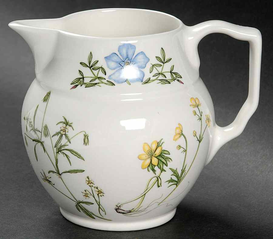 The Queen's Hidden Garden 8 Oz Staffordshire Jug by Portmeirion-1