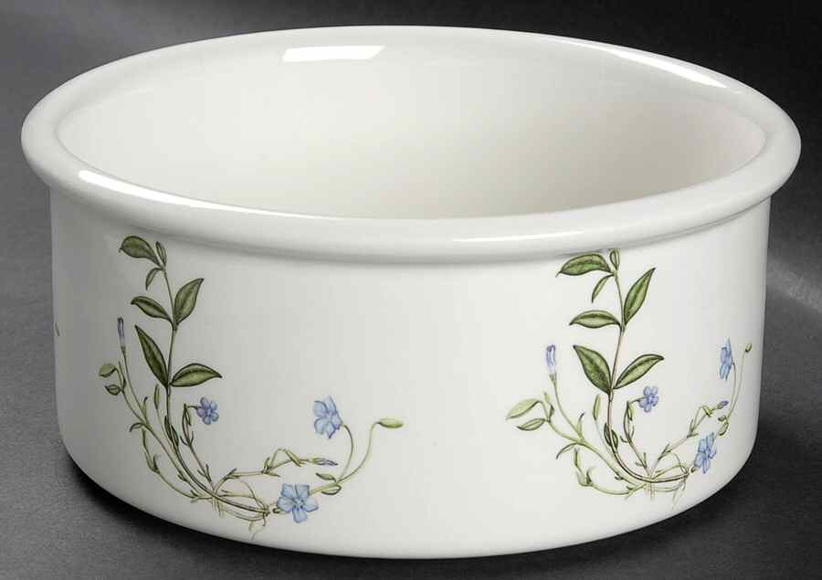 The Queen's Hidden Garden 1.5 Quart Round Casserole No Lid by Portmeirion-1
