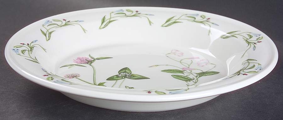 The Queen's Hidden Garden 10" Pie Baking Plate by Portmeirion-1