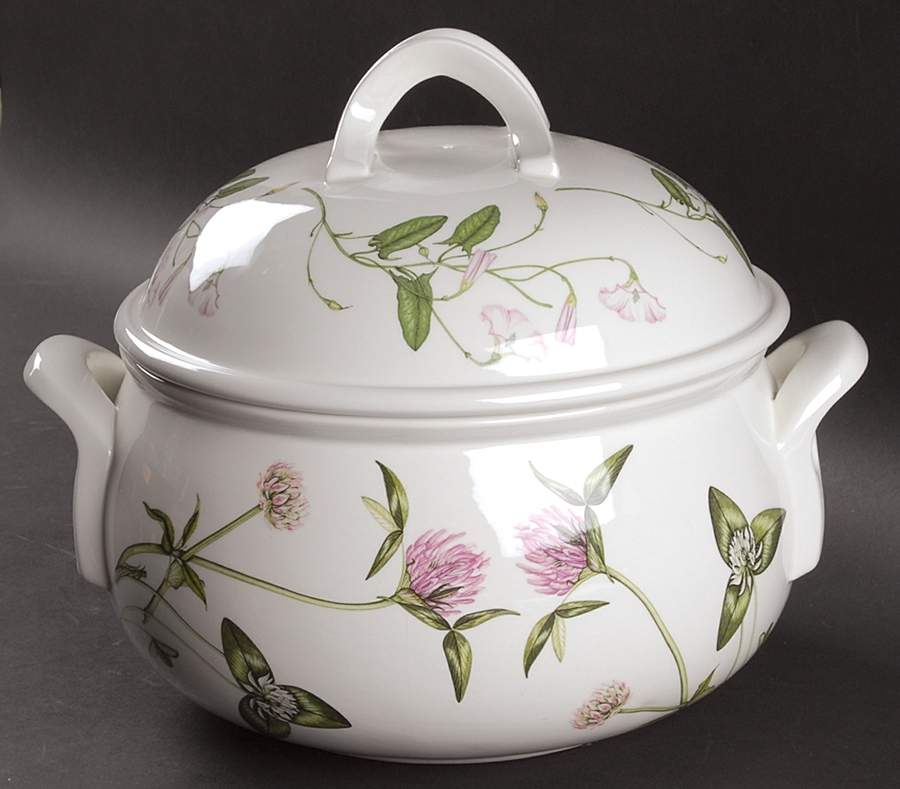 The Queen's Hidden Garden 4 Quart Round Covered Casserole by Portmeirion-1