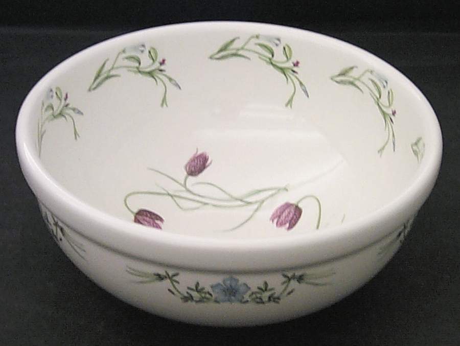 The Queen's Hidden Garden 9" Salad Serving Bowl by Portmeirion-1