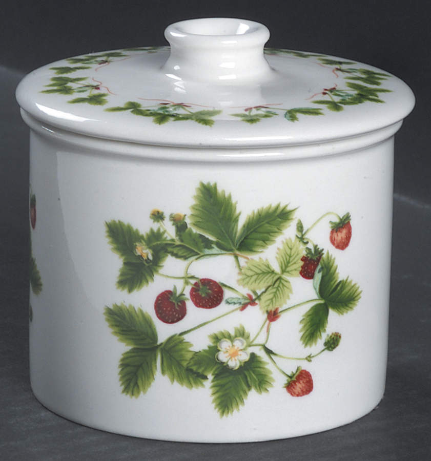 Summer Strawberries Sugar Bowl & Lid by Portmeirion-1