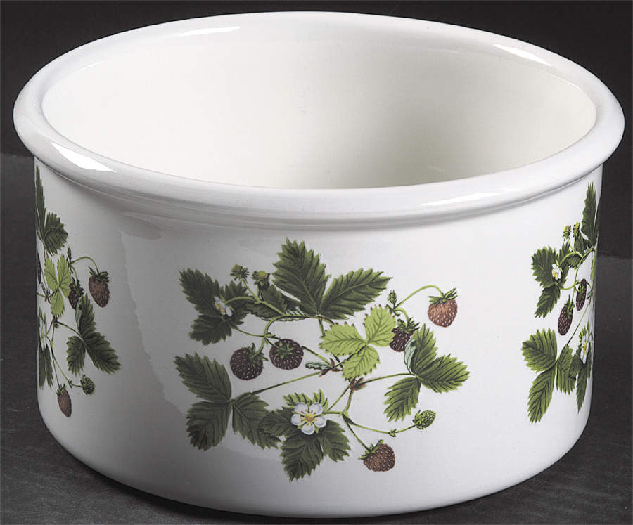Summer Strawberries Medium Planter by Portmeirion-1
