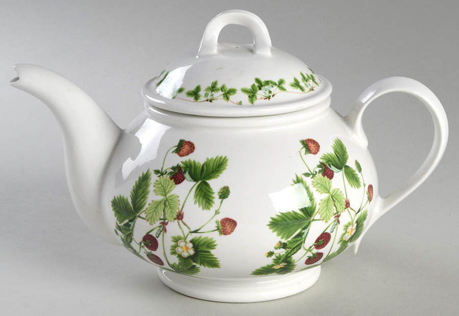 Summer Strawberries Small Teapot & Lid by Portmeirion-1
