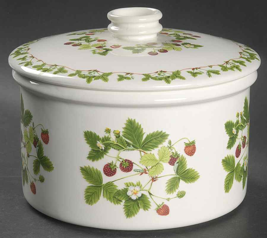 Summer Strawberries Round Covered Vegetable by Portmeirion-1