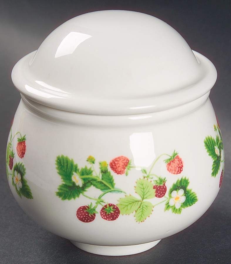 Summer Strawberries Sugar Bowl & Lid by Portmeirion-1