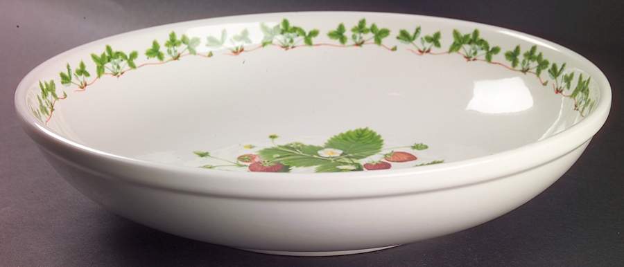 Summer Strawberries Low Fruit/Pasta Bowl by Portmeirion-1