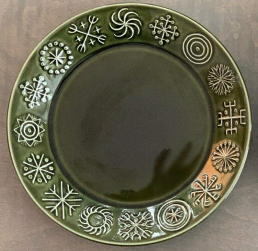 Totem Olive Green Bread & Butter Plate by Portmeirion-1