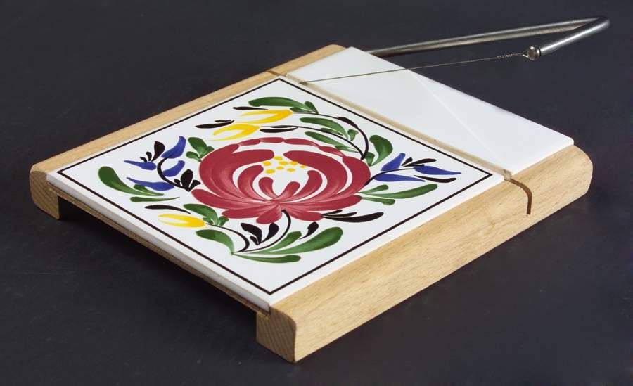 Welsh Dresser Cheese Board (1 Tile and Slicer) by Portmeirion-1