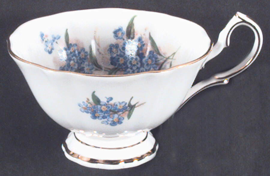 5728 Footed Cup by Princess Anne-1