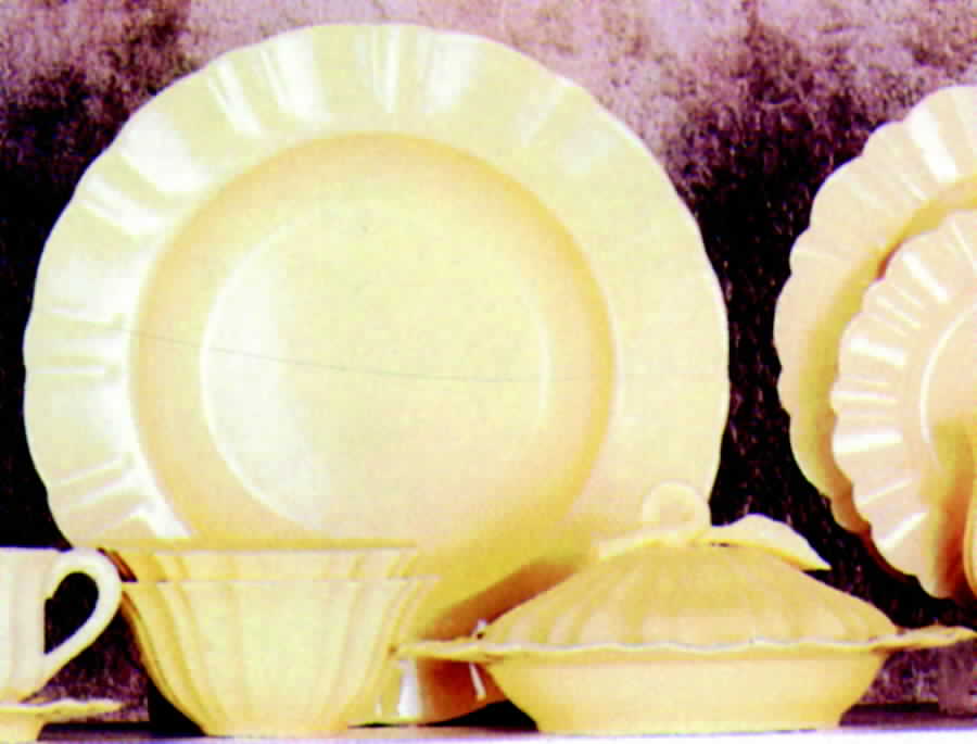 Alberi Yellow (Light) Service Plate (Charger) by Porta-1