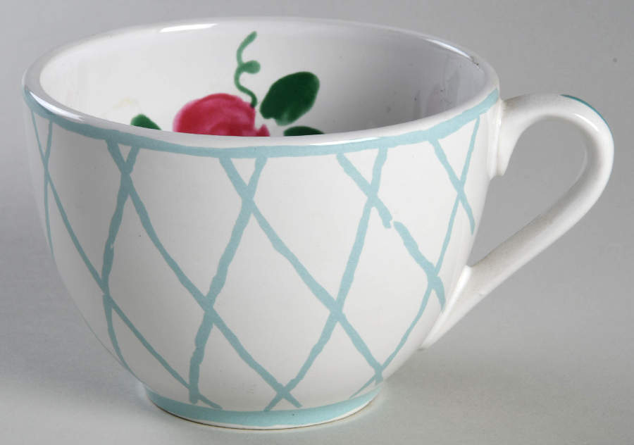 Romance Flat Cup by Porta-1