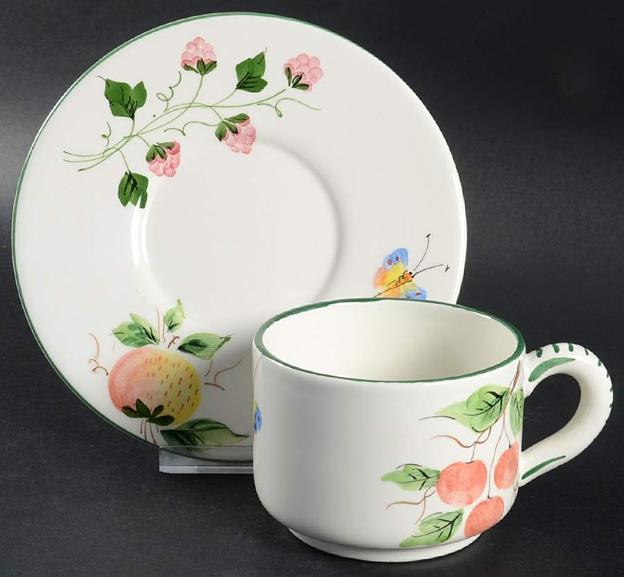 Della Robbia Flat Cup & Saucer Set by Presenttense-1