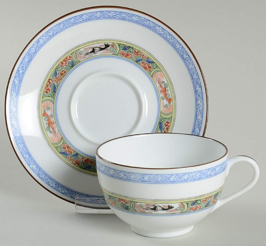 Kan Sou (White Background) Flat Cup & Saucer Set by Puiforcat-1