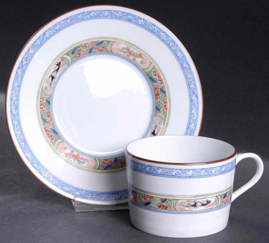 Kan Sou (White Background) Flat Cup & Saucer Set by Puiforcat-1