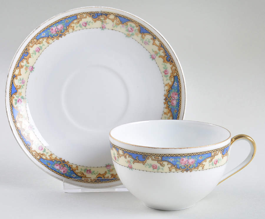 PUN1 Flat Cup & Saucer Set by Porcelain Union-1