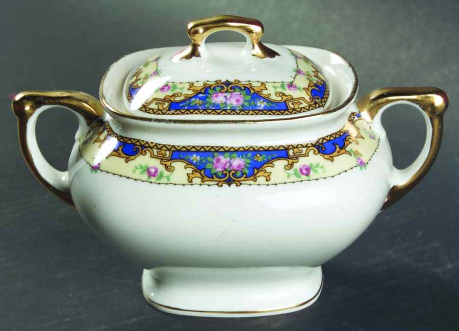 PUN1 Sugar Bowl & Lid by Porcelain Union-1