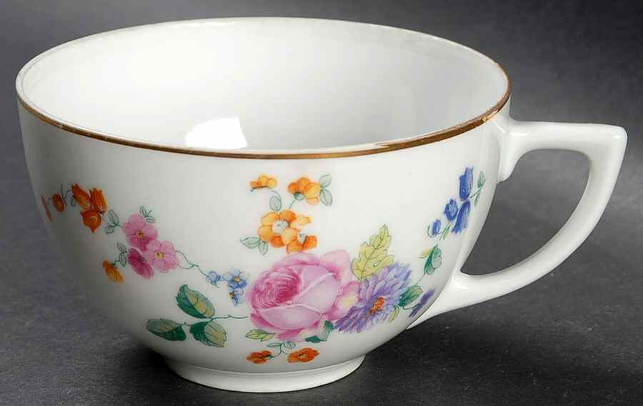 PUN28 Flat Cup by Porcelain Union-1