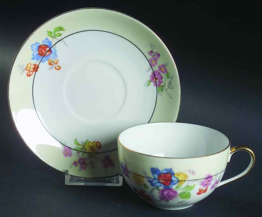 PUN3 Flat Cup & Saucer Set by Porcelain Union-1