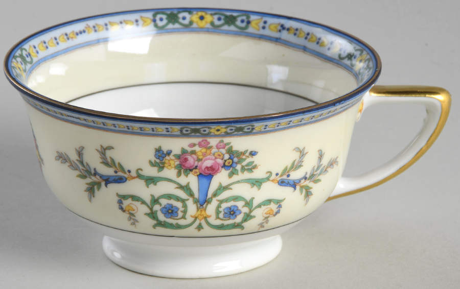 PUN30 Footed Cup by Porcelain Union-1