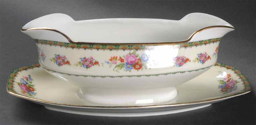 PUN9 Gravy Boat with Attached Underplate by Porcelain Union-1