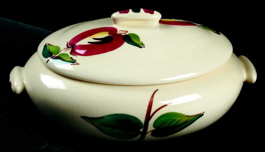 Apple Oval Covered Vegetable by Purinton-1