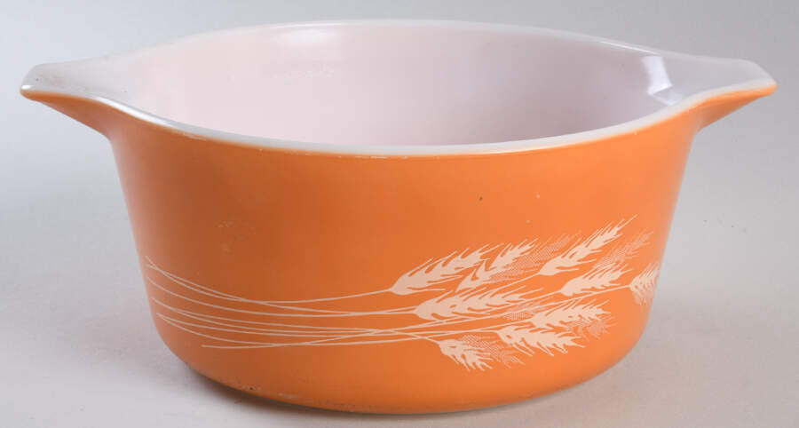 Autumn Harvest 1.5 Quart Round Casserole No Lid by Pyrex-1