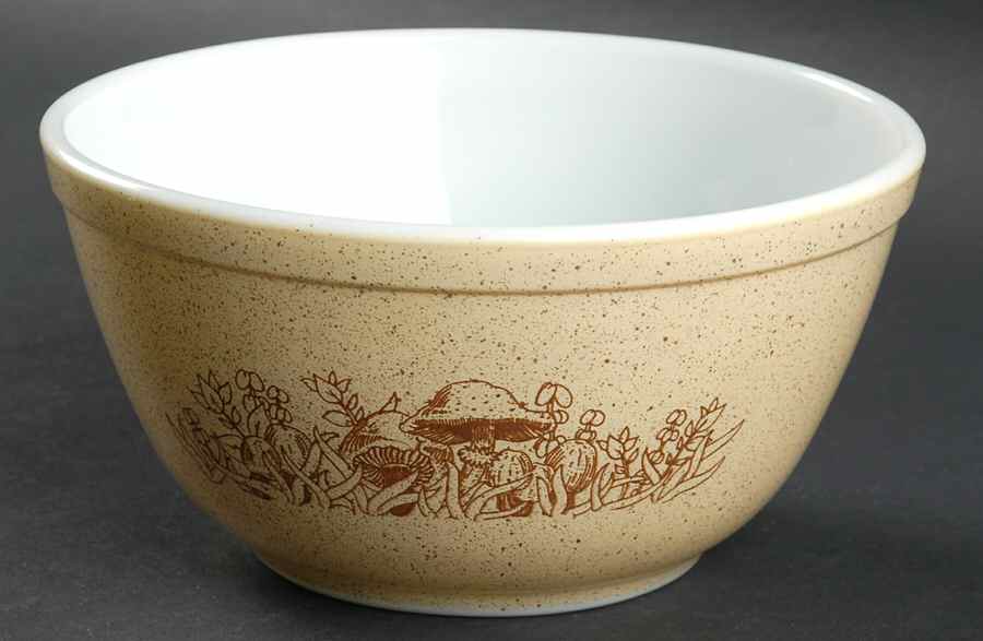 Forest Fancies 8" Mixing Bowl by Pyrex-1