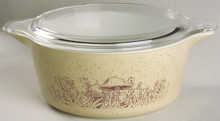 Forest Fancies 2.5 Qt Round Covered Casserole by Pyrex-1