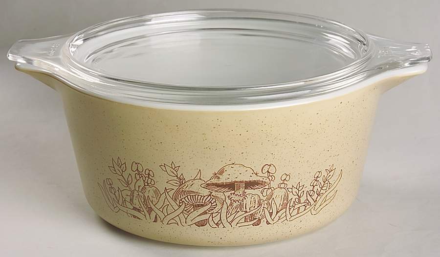 Forest Fancies 1.5 Qt Round Covered Casserole by Pyrex-1