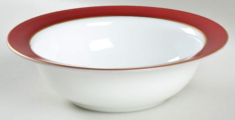 Maroon Gold 9" Round Vegetable Bowl by Pyrex-1