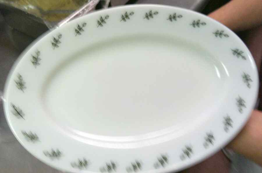 PYR2 11" Oval Serving Platter by Pyrex-1
