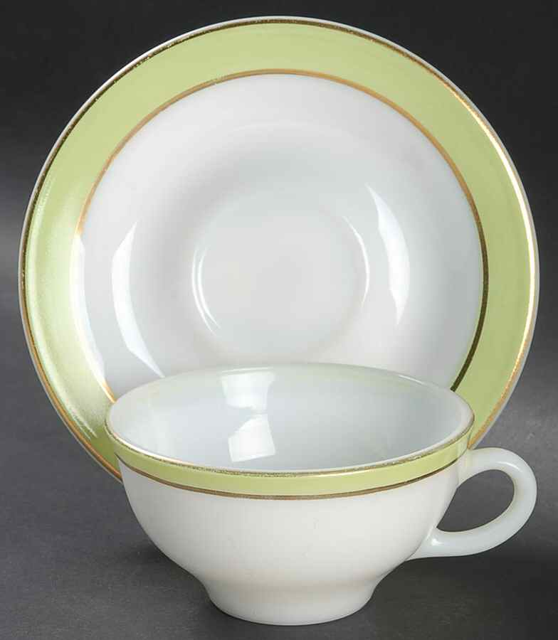 PYR4 Flat Cup & Saucer Set by Pyrex-1
