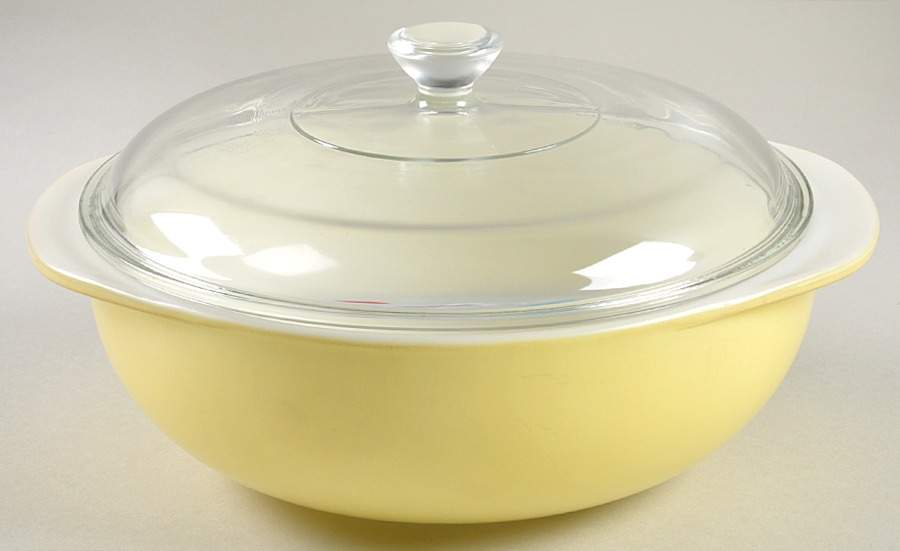 Yellow (Light Pale) 2 Qt Round Covered Casserole by Pyrex-1