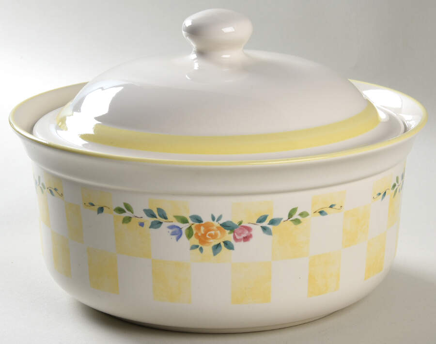 Rosehaven 2.25 Qt Round Covered Casserole by Pfaltzgraff-1