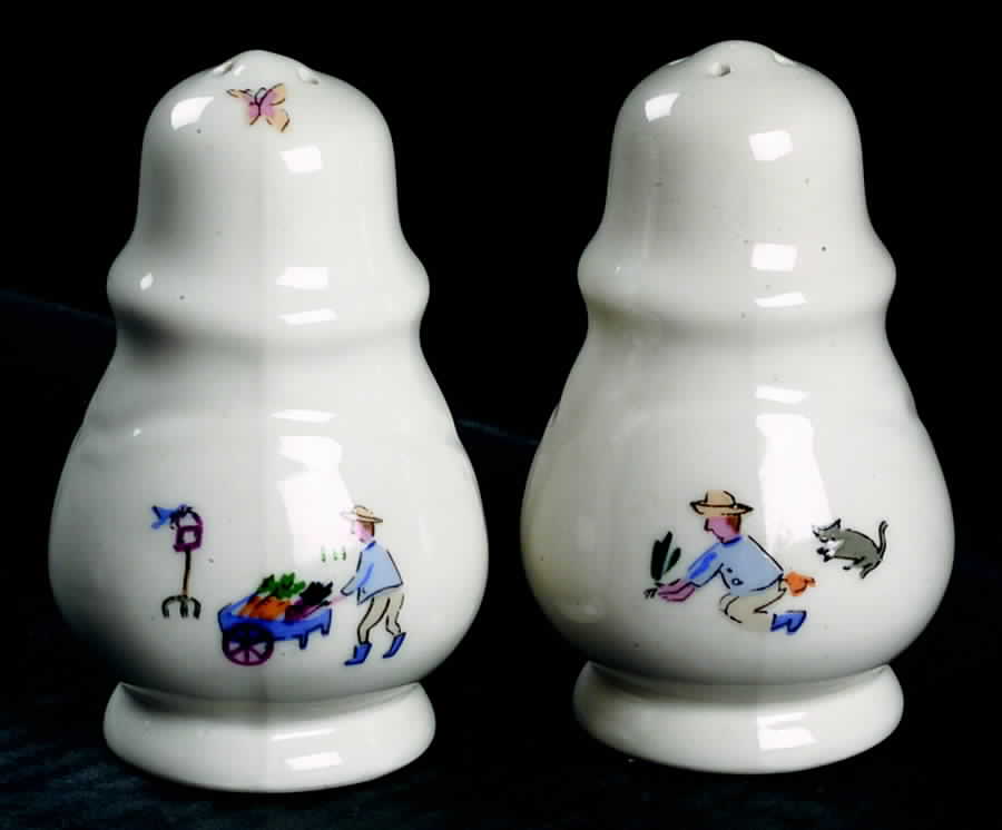Apple Valley Salt & Pepper Set by Pfaltzgraff-1