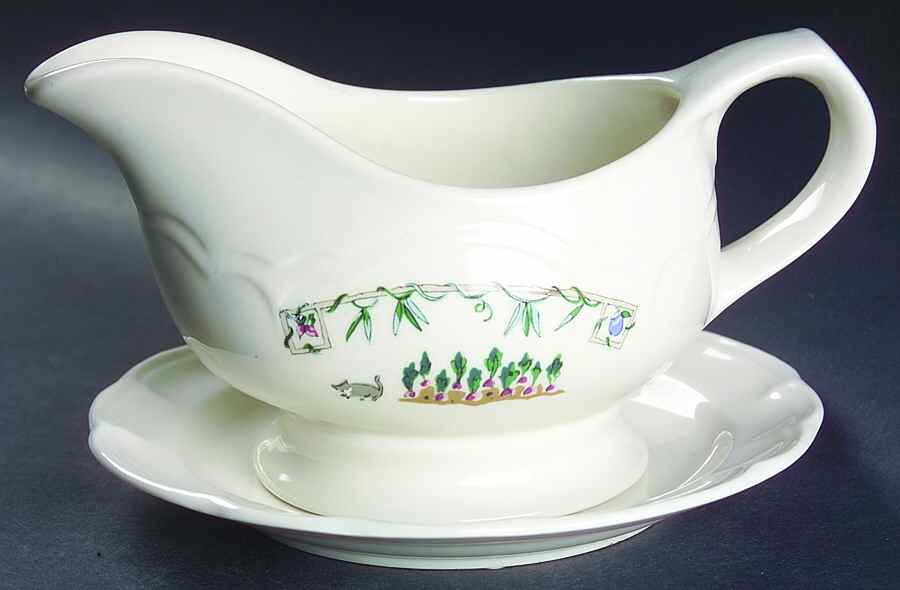 Apple Valley Gravy Boat & Underplate by Pfaltzgraff-1